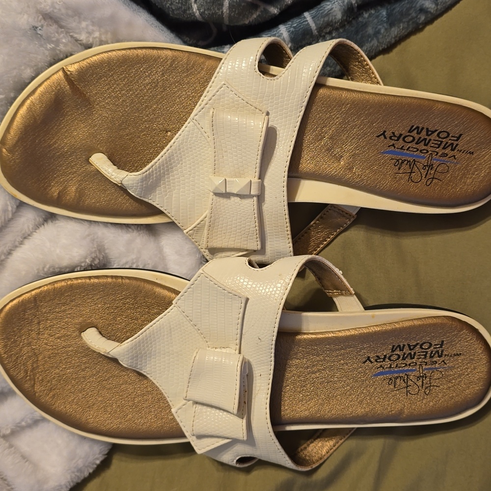 Life Stride memory foam gold and white sandals